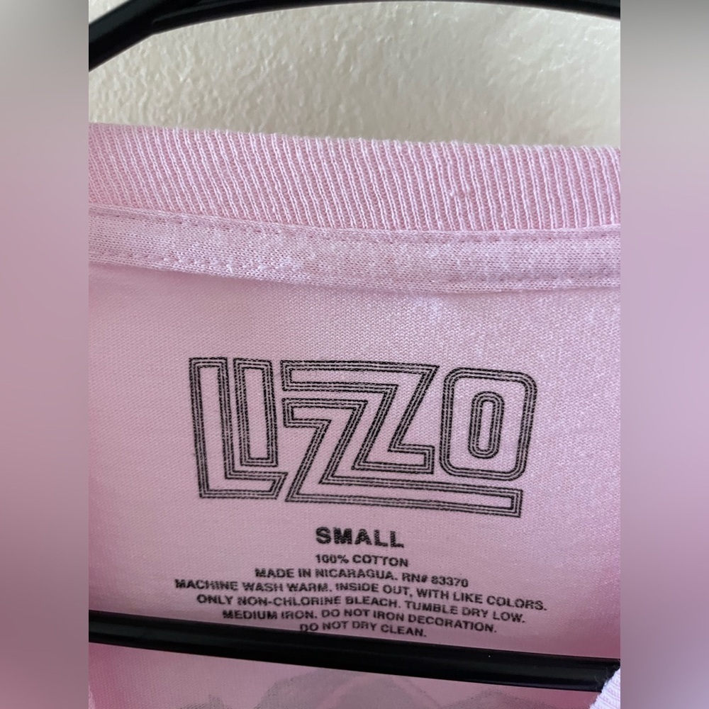 ✨Lizzo Concert Shirt Long Sleeve 2022 Special Tour Authentic Official Size Small - Picture 3 of 5